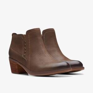 NEW CLARKS women’s neva lo boots in dark tan leather